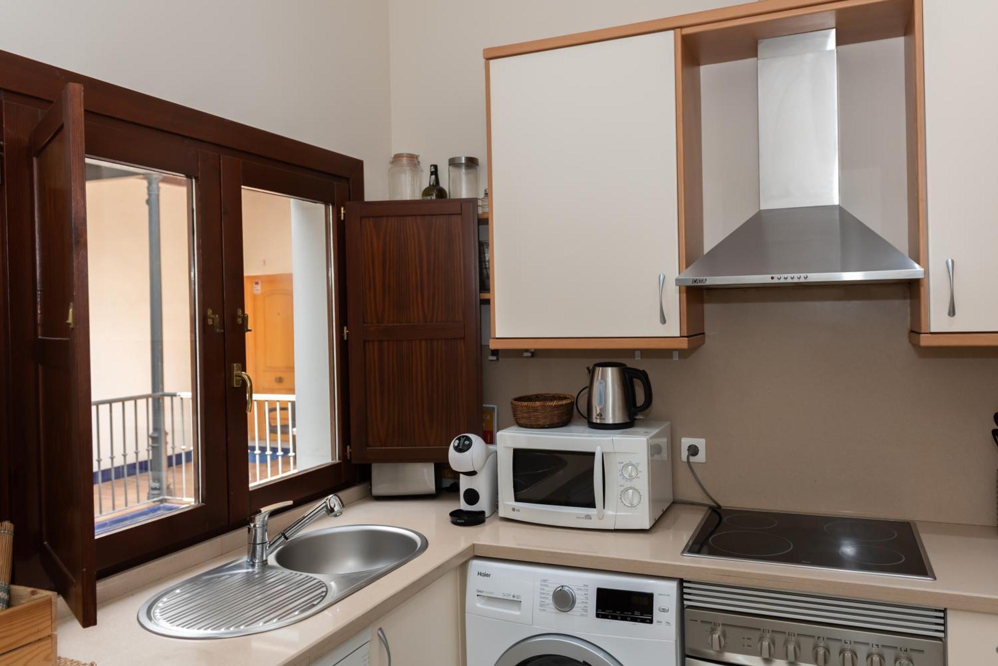 Charming & Quiet Apartment In Plaza Del Salvador Sevilla Eksteriør billede